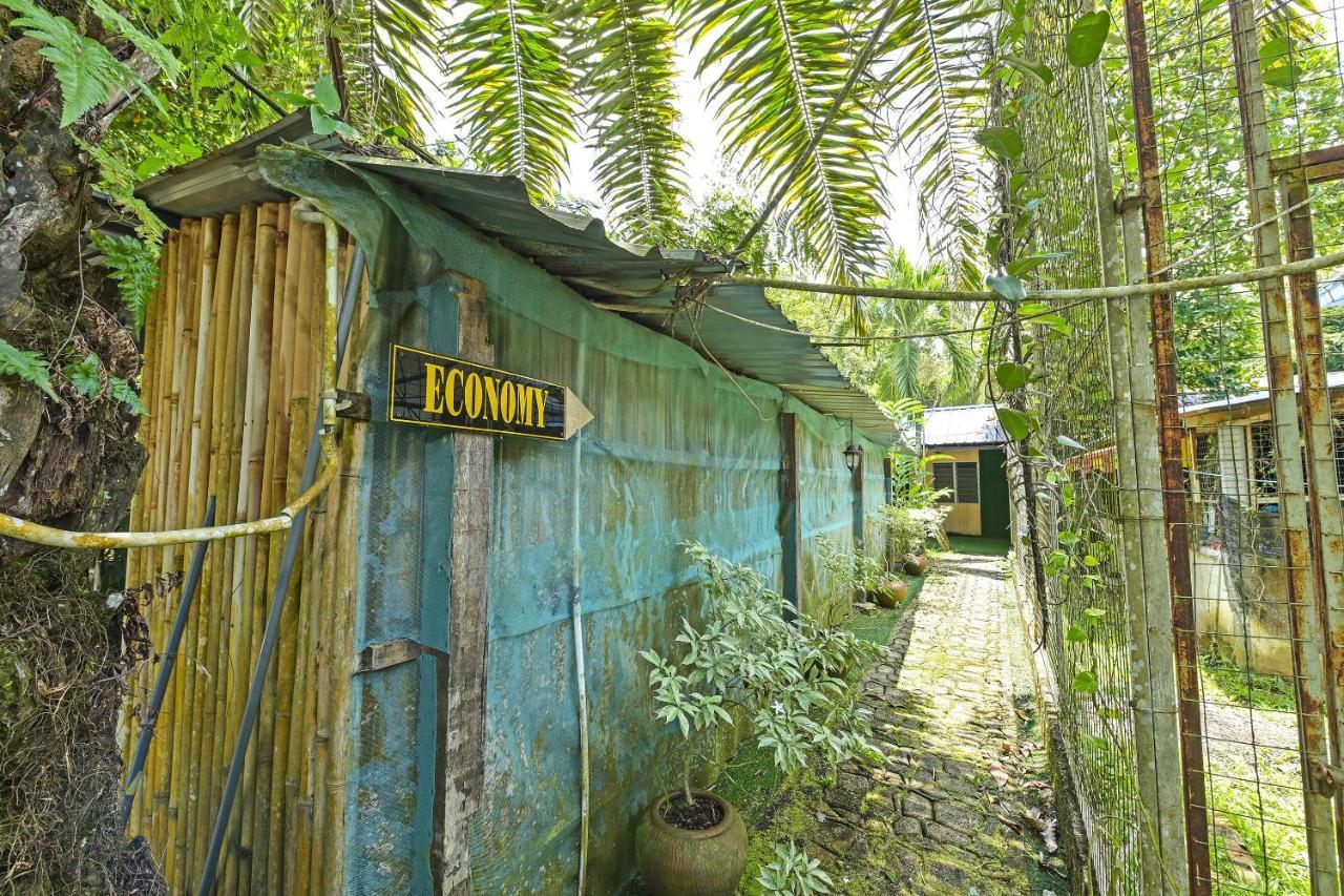 OYO 90636 Teratak Zakiah Chalet Jerantut Luaran gambar