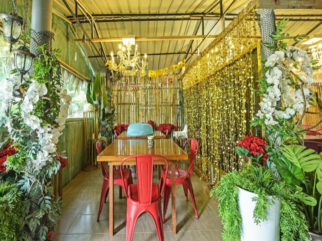OYO 90636 Teratak Zakiah Chalet Jerantut Luaran gambar